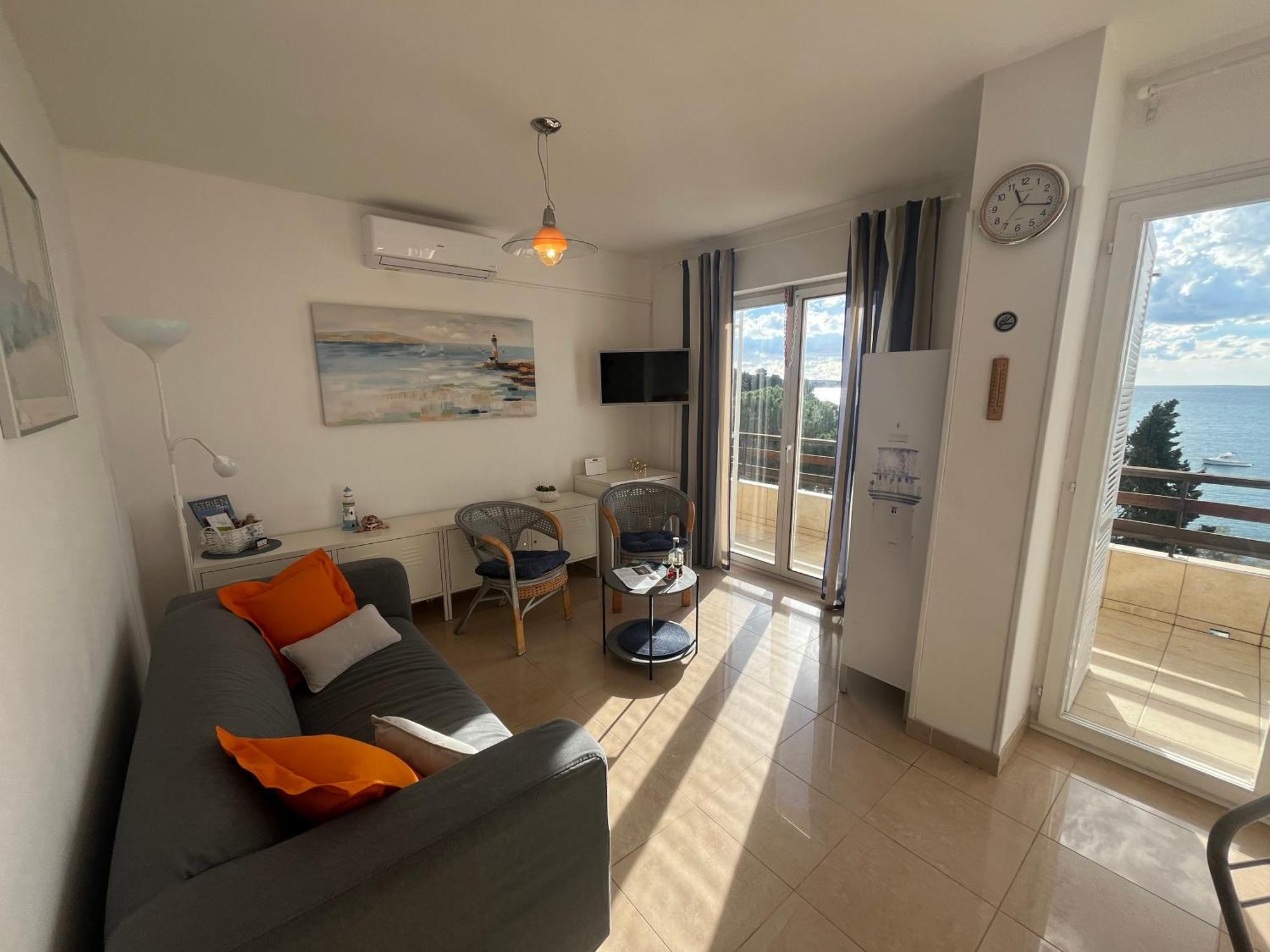 Apartment With A Sea View Pula Exterior photo